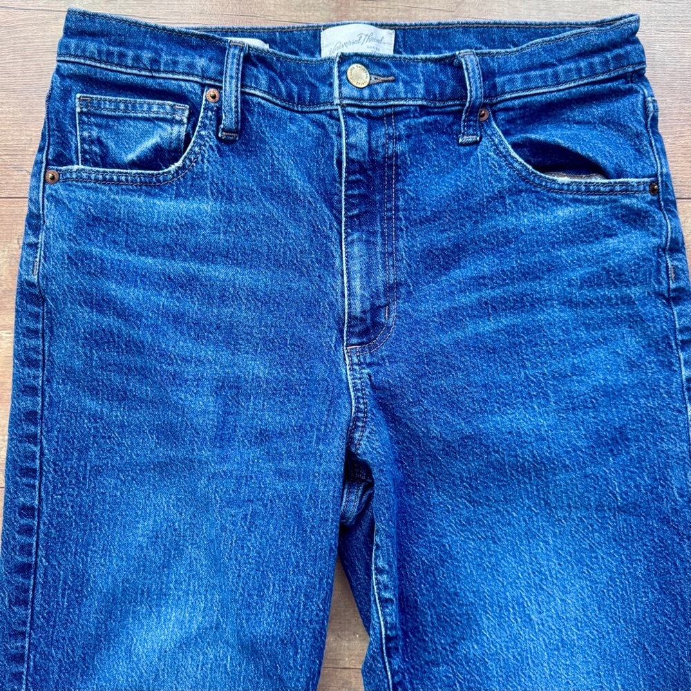 Universal Thread High Rise 90’s Straight Stretch Jeans Size 10 - Picture 3 of 8